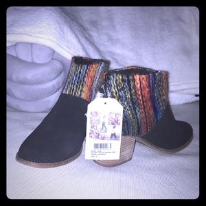 Tom’s Leila Boots Size 11